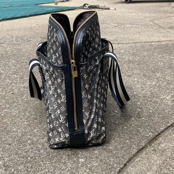 Louis Vuitton bag - Picture 2 of 12